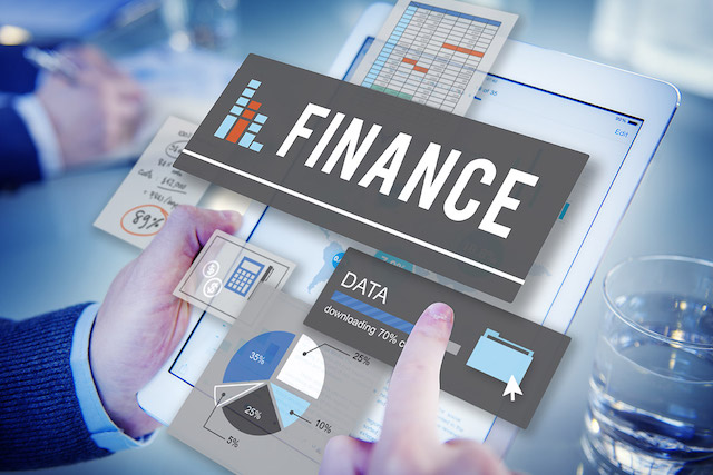 phd finance distance